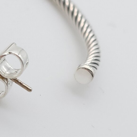 DAVID YURMAN Sterling Silver Classic Cable Hoop Earrings 1.5 inch with Pouch - Picture 9 of 9